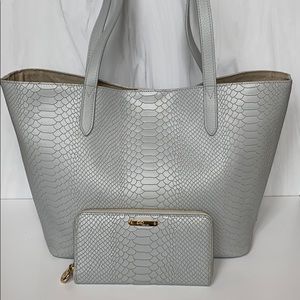 Gigi New York Teddie Tote (Ice Blue) & wallet